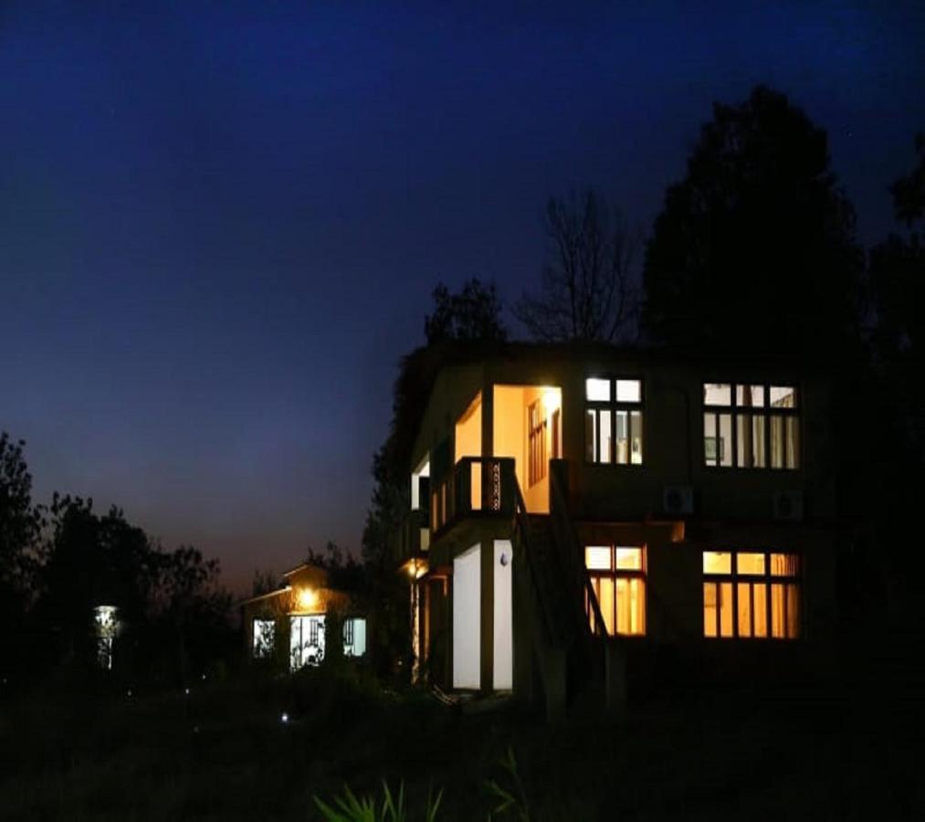 Kanha Village Eco Resort Buitenkant foto